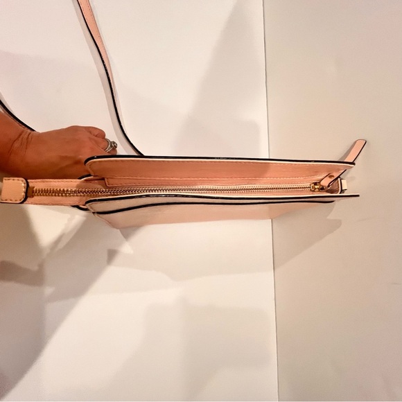 Kate Spade Purse Pink Bow Patent Leather Crossbody Bag Purse Zip Closure Spring - Picture 4 of 11